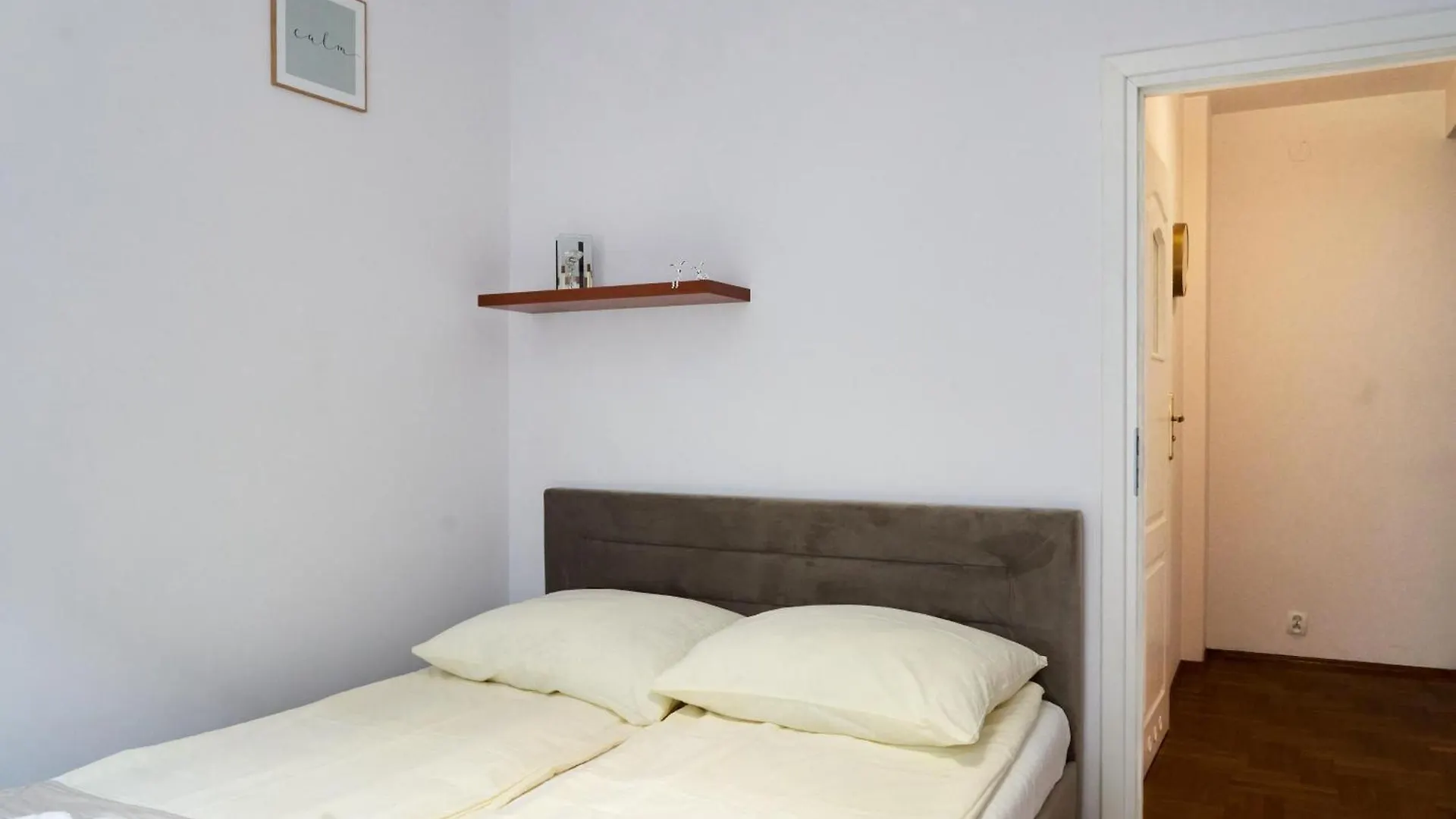 Key Apartment Cracow Krakow Poland